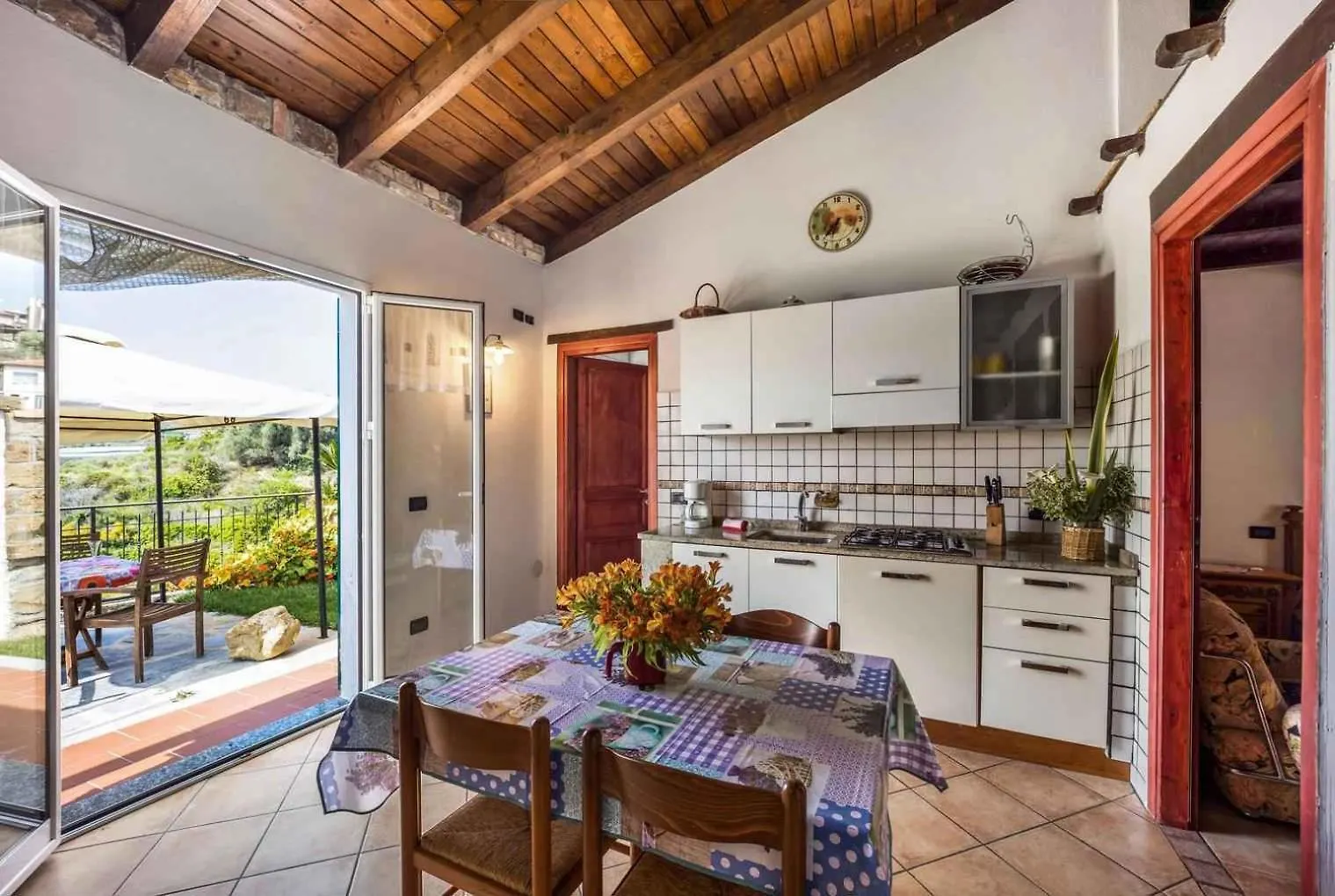 شقة Holiday Home In Pompeiana 40835 إيطاليا