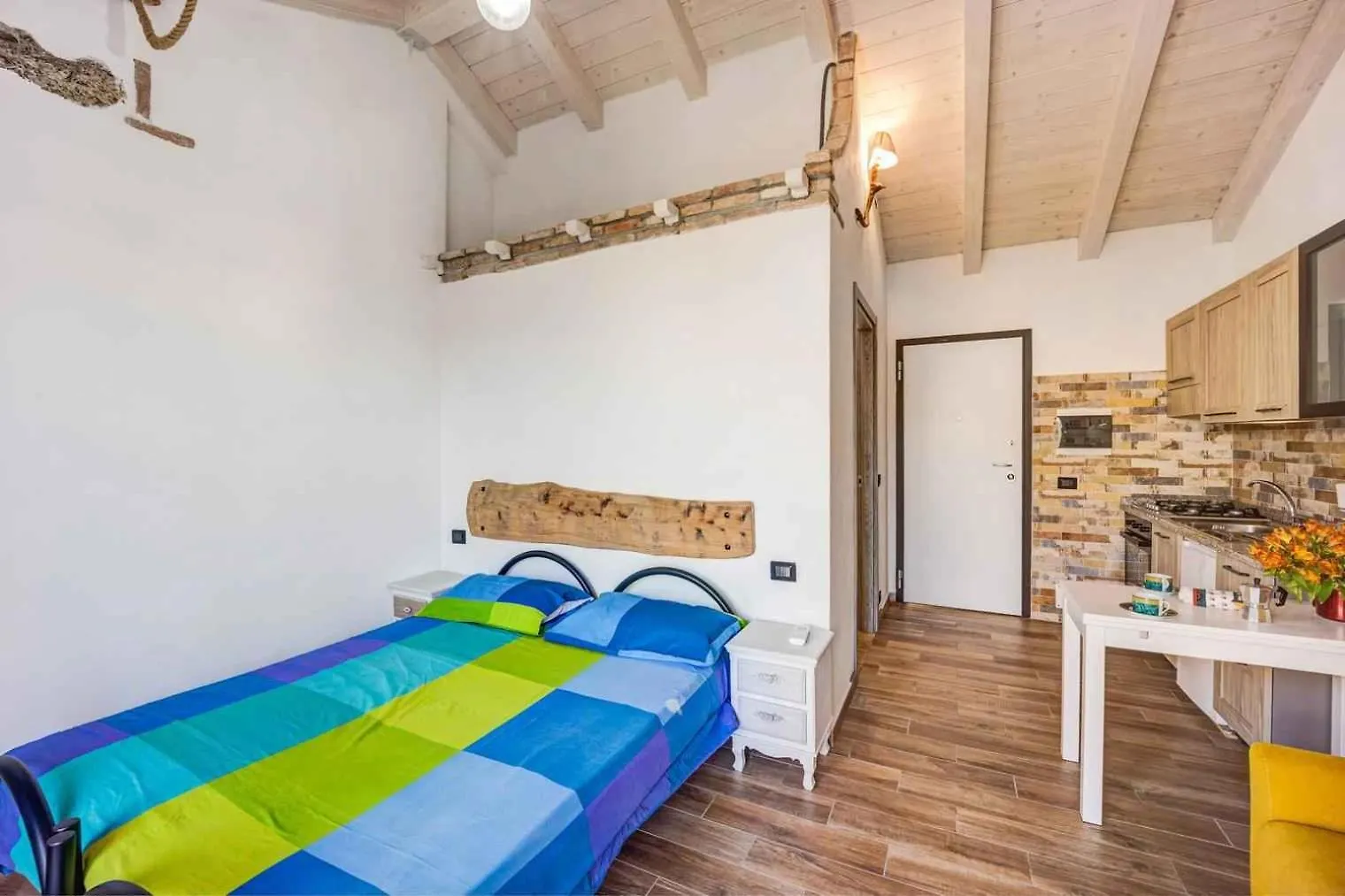 Apartment Holiday Home In Pompeiana 40835